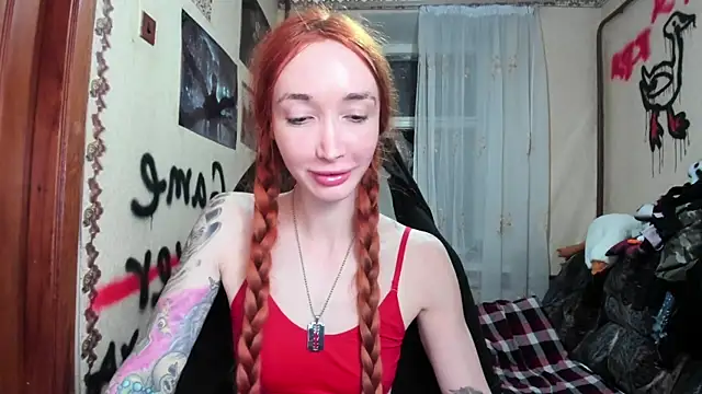 Roxy Silver online show from 11-15-25, 08:49