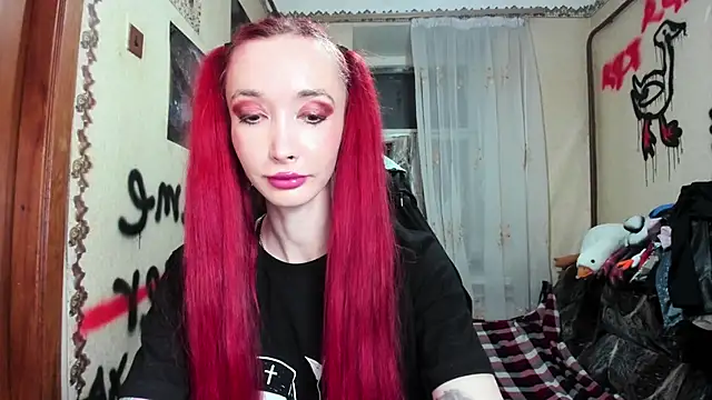 Snapshot of Roxy_Silver chatting on 01-08-26, 08:55 Roxy Silver online show from 01-08-26, 08:55