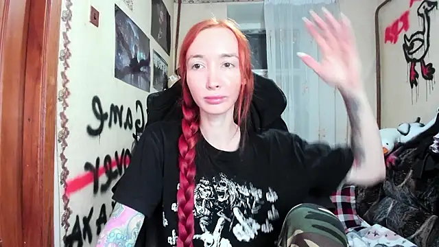 Snapshot of Roxy_Silver chatting on 02-04-26, 08:25 Roxy Silver online show from 02-04-26, 08:25