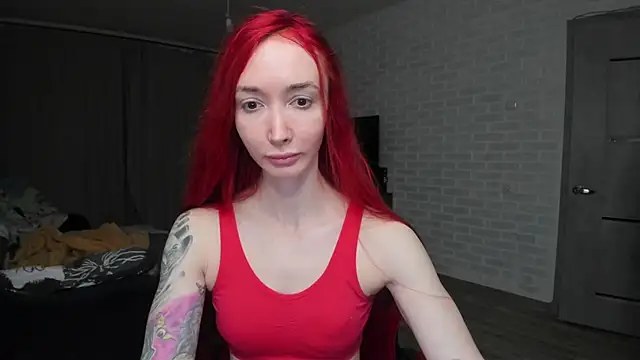 Snapshot of Roxy_Silver chatting on 02-24-26, 03:54 Roxy Silver online show from 02-24-26, 03:54