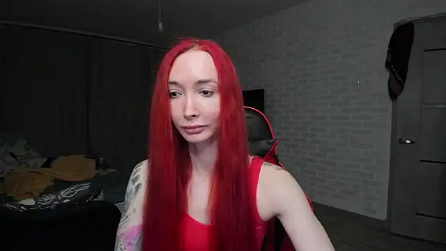 Snapshot of Roxy_Silver chatting on 02-28-26, 04:52 Roxy Silver online show from 02-28-26, 04:52