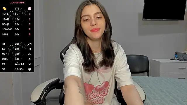 Snapshot of broosnica1 chatting on 10-30-25, 07:21 broosnica1 online show from 10-30-25, 07:21