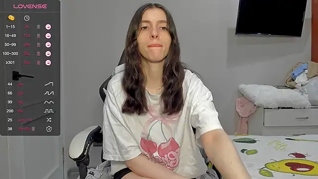 Snapshot of broosnica1 chatting on 02-05-26, 10:42 broosnica1 online show from 02-05-26, 10:42