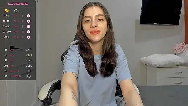 Snapshot of broosnica1 chatting on 02-18-26, 08:21 broosnica1 online show from 02-18-26, 08:21