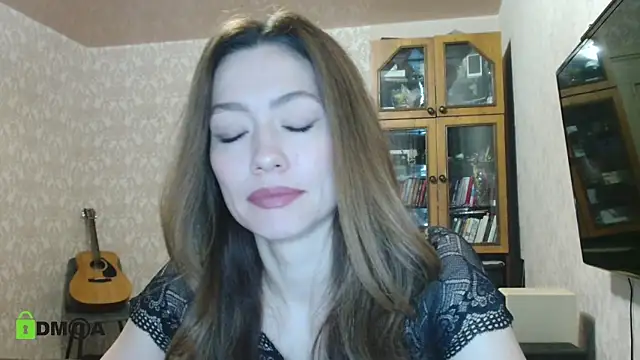 Snapshot of alicia_spicy chatting on 12-06-24, 03:19 alicia spicy online show from 12-06-24, 03:19