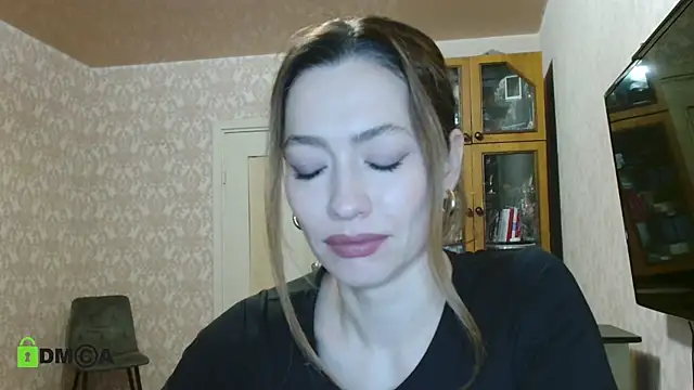 Snapshot of alicia_spicy chatting on 12-10-24, 04:13 alicia spicy online show from 12-10-24, 04:13