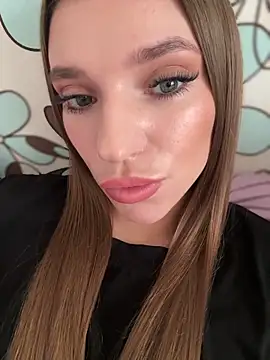 adel secret online show from 02-20-25, 09:44