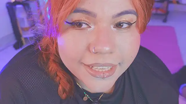 Samanta cutee online show from 09-22-25, 07:49