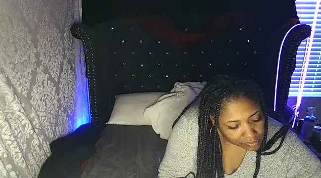 Snapshot of msyvette1970@xh chatting on 12-13-24, 11:50 msyvette1970xh online show from 12-13-24, 11:50