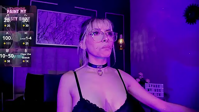 Violetta Nur online show from 01-26-25, 08:36