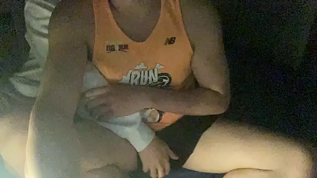 Snapshot of FRIENDLY-GIANT89 chatting on 01-27-25, 09:55 FRIENDLY-GIANT89 online show from 01-27-25, 09:55