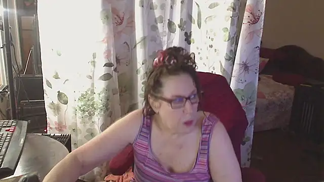 Ireallysquirt online show from 07-01-26, 04:14