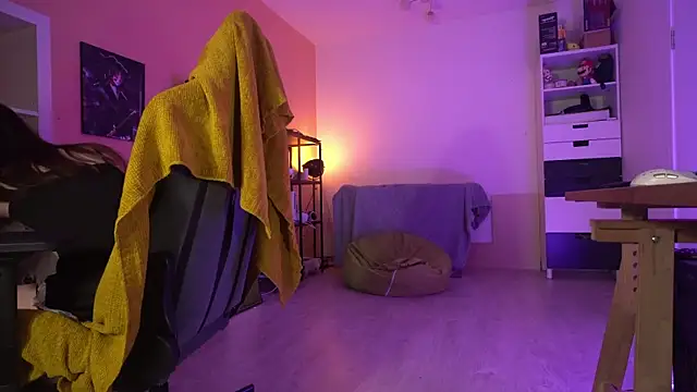 MagicFemboy online show from 12-15-25, 03:11