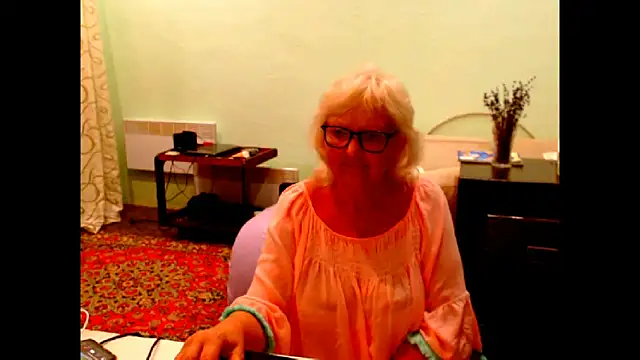 Natali7634 online show from 06-22-26, 06:16