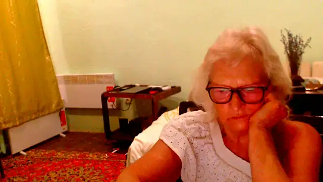 Natali7634 online show from 07-06-26, 05:15