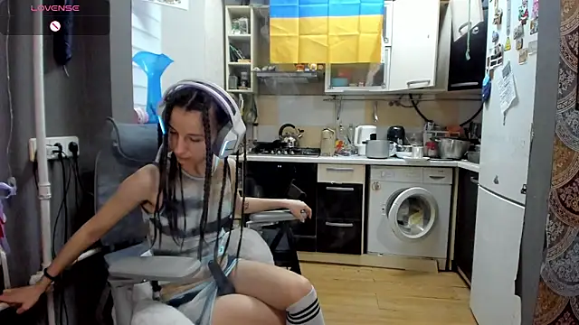  Nika Kik online show from 04-08-26, 04:18