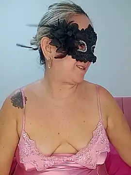 Snapshot of titiasexy chatting on 01-13-26, 09:42 titiasexy online show from 01-13-26, 09:42