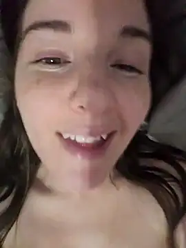 Snapshot of oxitocindi chatting on 12-12-24, 08:21 oxitocindi online show from 12-12-24, 08:21