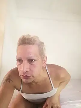 Candy-love87 online show from 04-08-26, 11:21