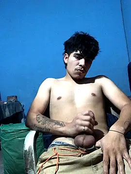 Snapshot of Edanvvv chatting on 10-30-25, 10:21 Edanvvv online show from 10-30-25, 10:21