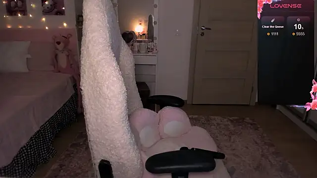 Snapshot of yourcutemouse chatting on 02-03-26, 07:08 yourcutemouse online show from 02-03-26, 07:08