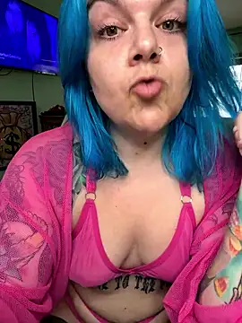 Snapshot of CherryBombBomb chatting on 01-07-26, 12:02 CherryBombBomb online show from 01-07-26, 12:02