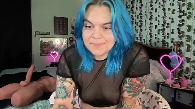 Snapshot of CherryBombBomb chatting on 03-03-26, 05:13 CherryBombBomb online show from 03-03-26, 05:13