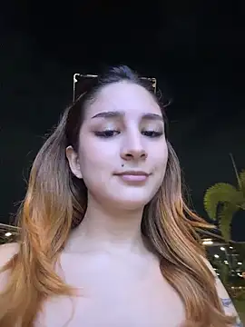 Snapshot of Mon_Cherry chatting on 04-01-26, 01:28 Mon Cherry online show from 04-01-26, 01:28