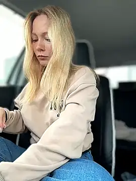 LavenderHot online show from 04-20-26, 01:52