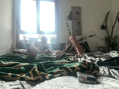 EnricoGio online show from 02-16-26, 04:47