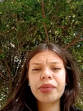 Snapshot of Violeta_12- chatting on 02-01-25, 05:16 Violeta 12- online show from 02-01-25, 05:16