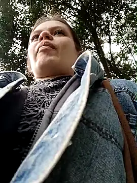 Snapshot of Violeta_12- chatting on 03-15-25, 07:05 Violeta 12- online show from 03-15-25, 07:05