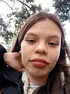 Snapshot of Violeta_12- chatting on 03-17-25, 07:26 Violeta 12- online show from 03-17-25, 07:26