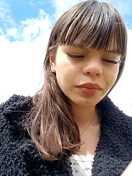 Snapshot of Violeta_12- chatting on 09-26-25, 07:07 Violeta 12- online show from 09-26-25, 07:07