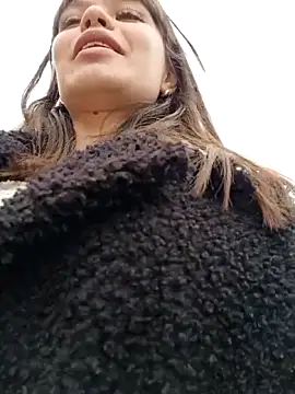 Snapshot of Violeta_12- chatting on 10-03-25, 05:43 Violeta 12- online show from 10-03-25, 05:43