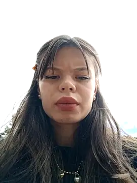 Snapshot of Violeta_12- chatting on 11-26-25, 04:08 Violeta 12- online show from 11-26-25, 04:08