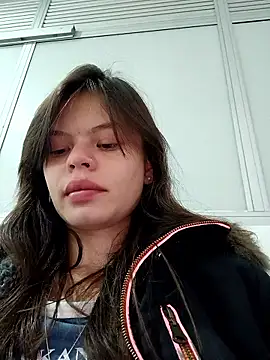 Snapshot of Violeta_12- chatting on 01-17-26, 02:11 Violeta 12- online show from 01-17-26, 02:11