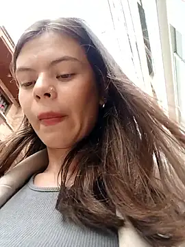 Snapshot of Violeta_12- chatting on 03-12-26, 04:57 Violeta 12- online show from 03-12-26, 04:57