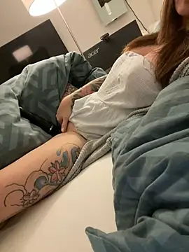 Snapshot of CindyNightX chatting on 01-17-25, 02:39 CindyNightX online show from 01-17-25, 02:39