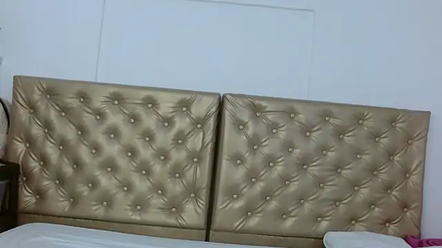 Alessiiaa  online show from 01-12-25, 01:37