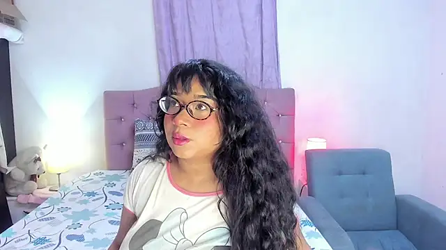Latinabombsheell online show from 06-30-26, 06:47