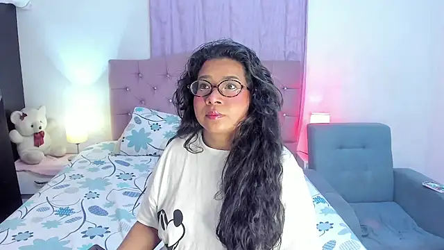 Latinabombsheell online show from 08-01-26, 06:23
