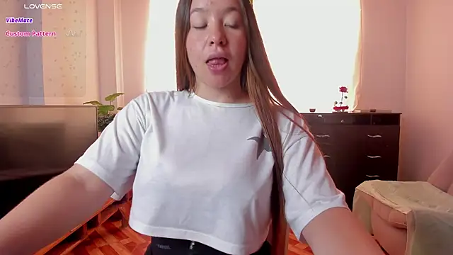 Simply Zoe   online show from 02-26-25, 06:00