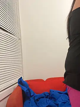 Snapshot of Gin4Cole chatting on 03-03-25, 06:59 Gin4Cole online show from 03-03-25, 06:59