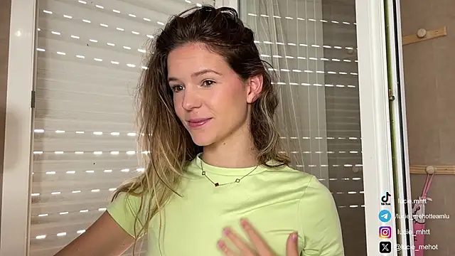 lucie mehott online show from 09-09-25, 07:19