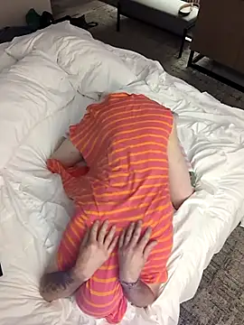 Snapshot of nickybaby chatting on 10-24-25, 05:04 nickybaby online show from 10-24-25, 05:04