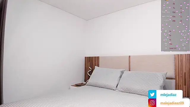 MalejaDiaz  online show from 09-11-25, 10:10