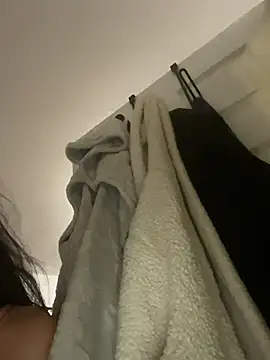 Snapshot of yummyrina chatting on 07-07-26, 02:14 yummyrina online show from 07-07-26, 02:14