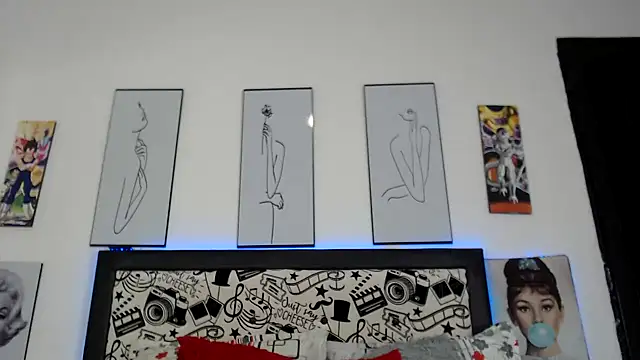 Rihana14 online show from 05-21-26, 10:28