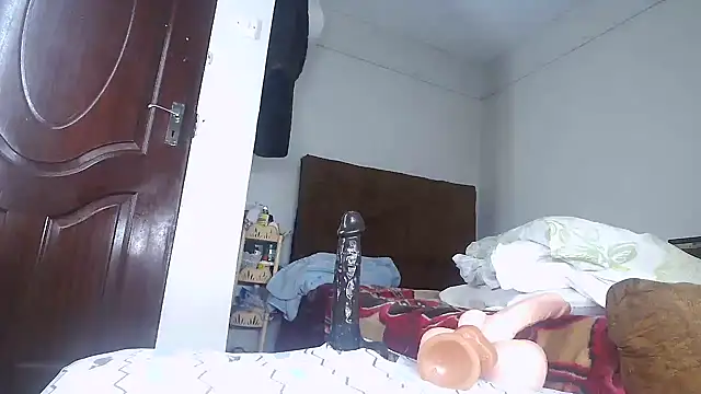 shoshortyy online show from 06-20-26, 04:54